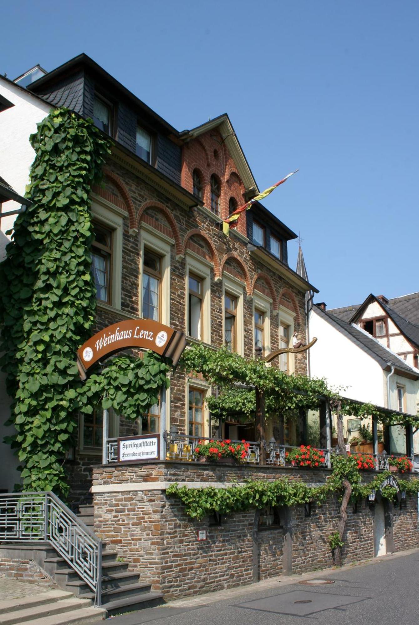 Weinhaus Lenz Hotel Briedern Bagian luar foto